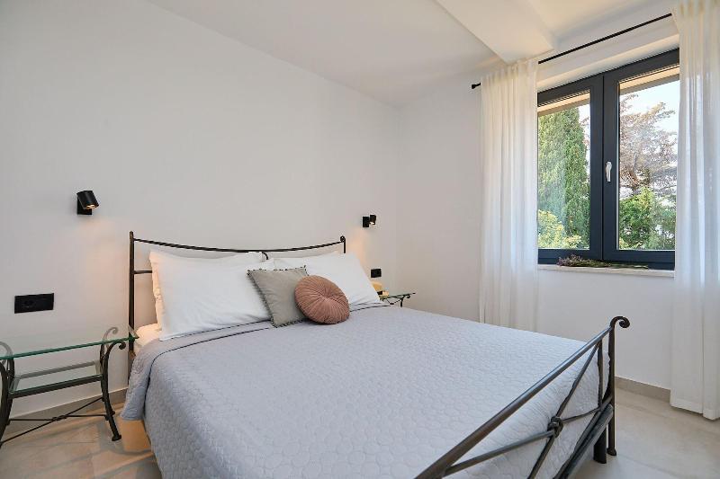 Hedera Estate - Villa Hedera image