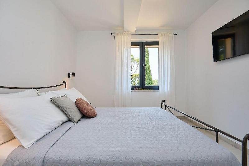 Hedera Estate - Villa Hedera image