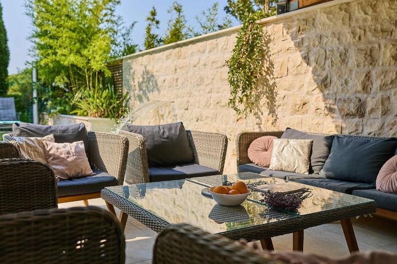 Hedera Estate - Villa Hedera image