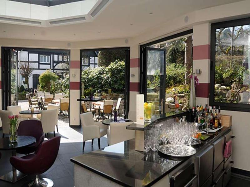 Romantikhotel Neuhaus image