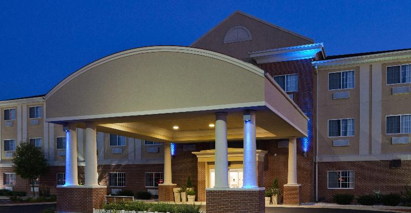 Holiday Inn Express & Suites Defiance image