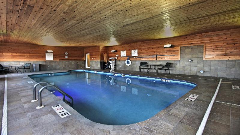 Holiday Inn Express & Suites Defiance image