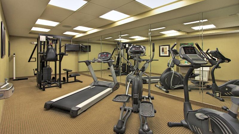 Holiday Inn Express & Suites Defiance image