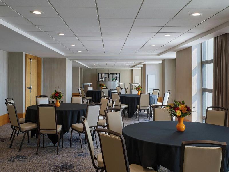 The Westin Detroit Metropolitan Airport image