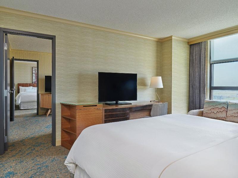 The Westin Detroit Metropolitan Airport image
