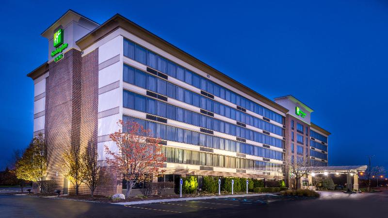 Holiday Inn Hotel & Suites Warren
