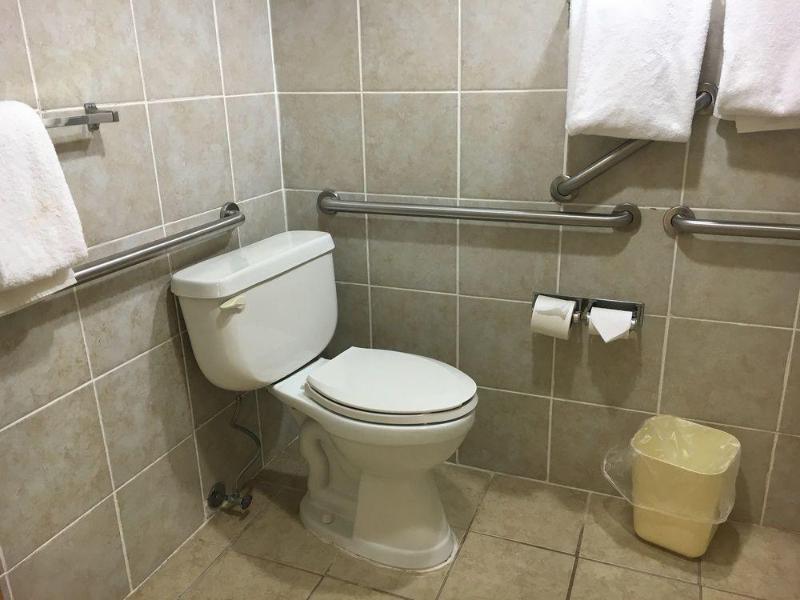 GuestHouse Inn Rochester image