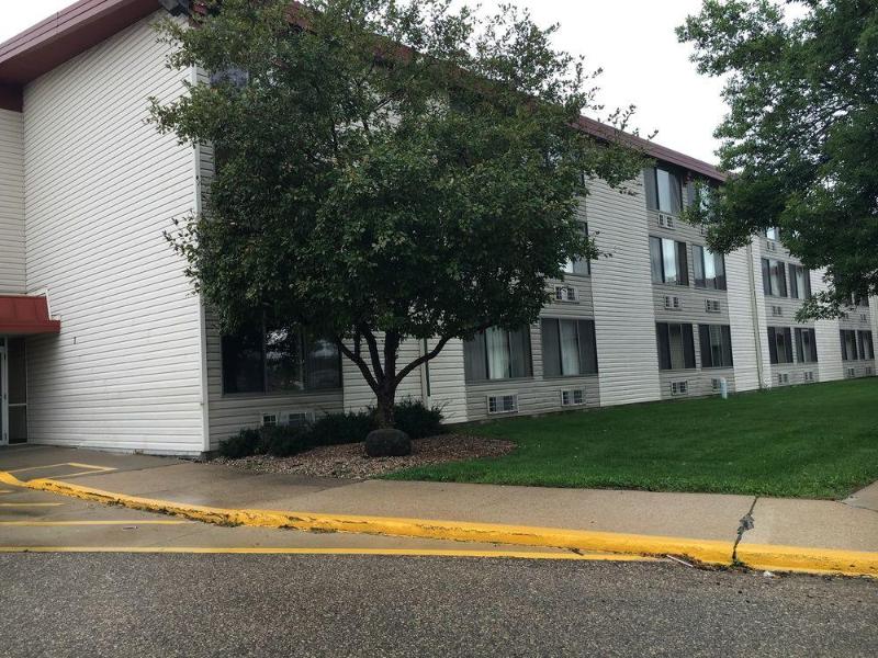 GuestHouse Inn Rochester image