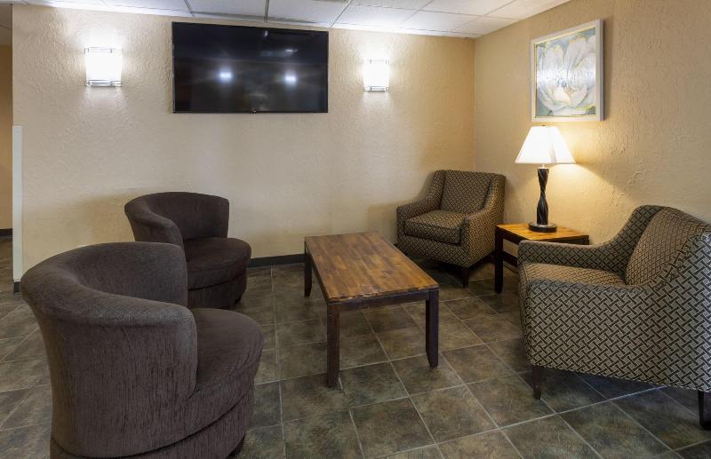 GuestHouse Inn Rochester image