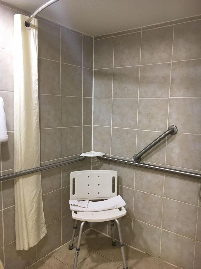 GuestHouse Inn Rochester image