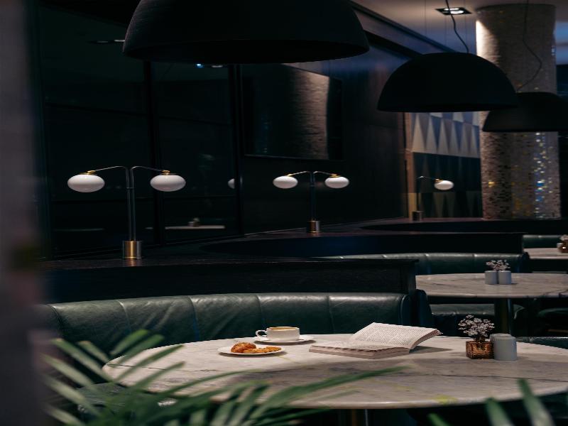 Radisson Blu Royal Hotel, Dublin image