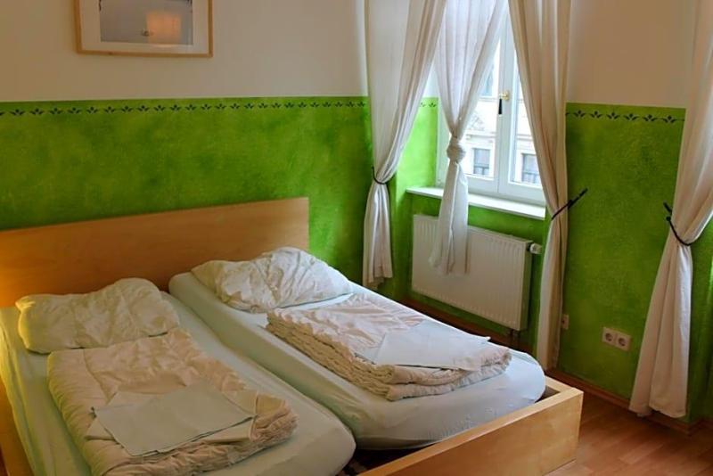 Louise 20 Hostel — photo 3