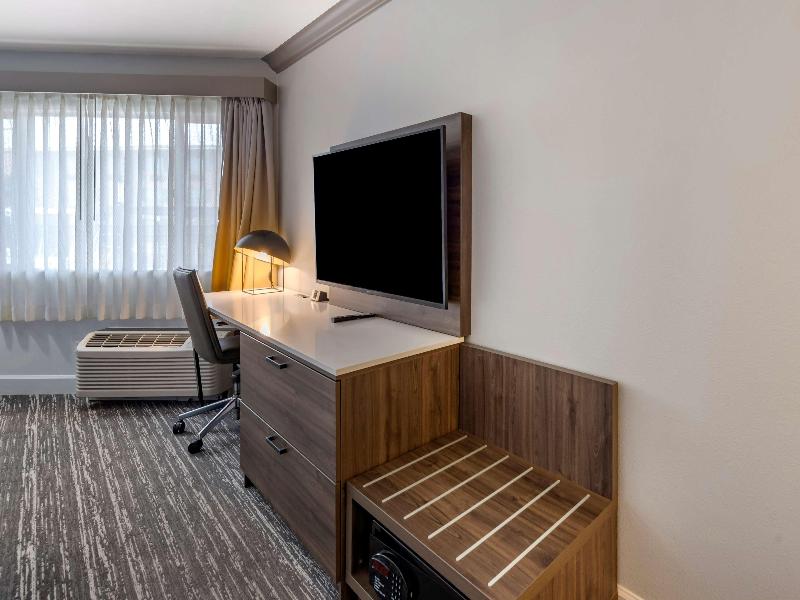Best Western Denver East image
