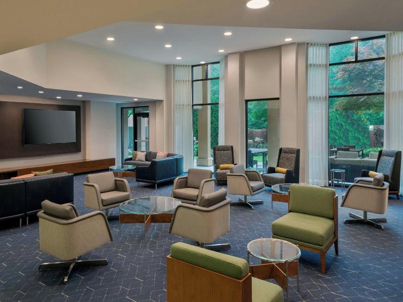 Courtyard Danbury image