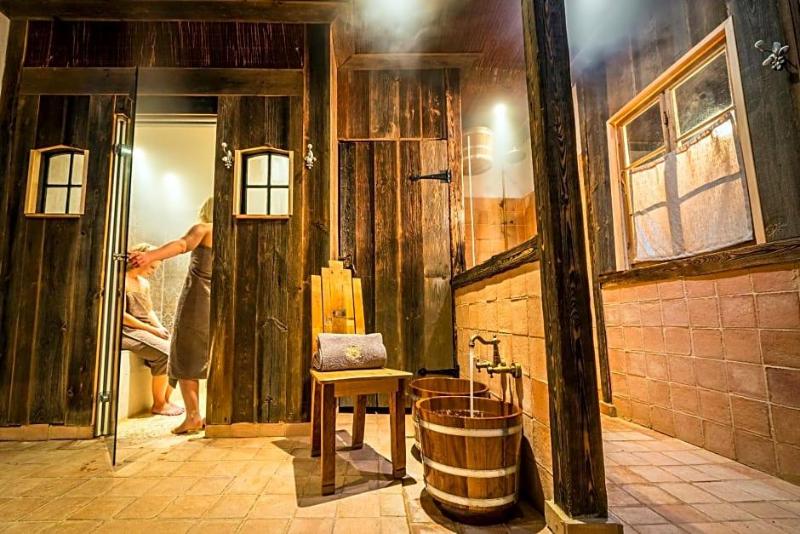 Hotel & Wellness Goldenes Fass Meissen  image