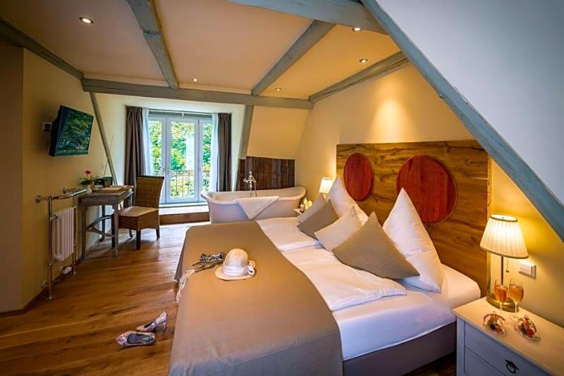 Hotel & Wellness Goldenes Fass Meissen  image