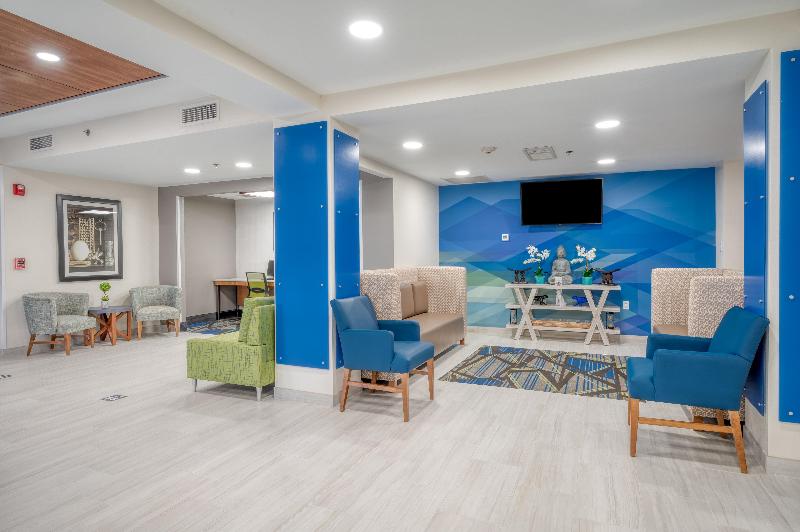 Holiday Inn Express & Suites Greenville image