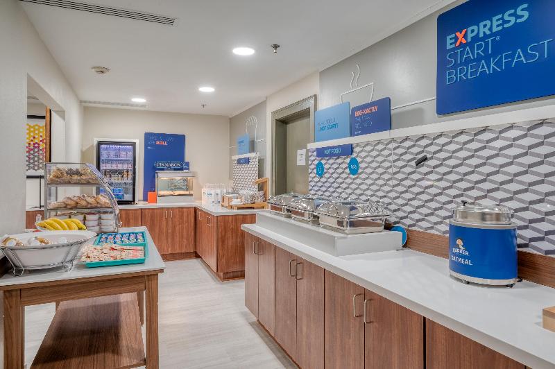 Holiday Inn Express & Suites Greenville image