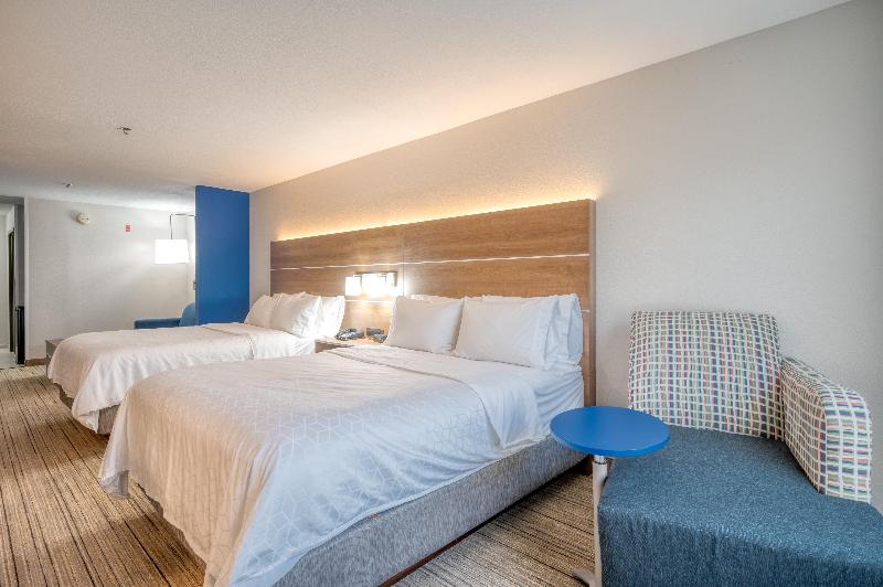 Holiday Inn Express & Suites Greenville image