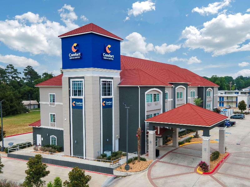 Comfort Inn & Suites Cleveland TX image
