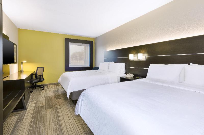 Holiday Inn Express Detroit-Warren image