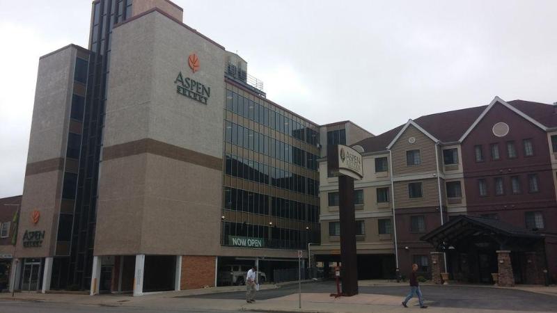 Aspen Suites image