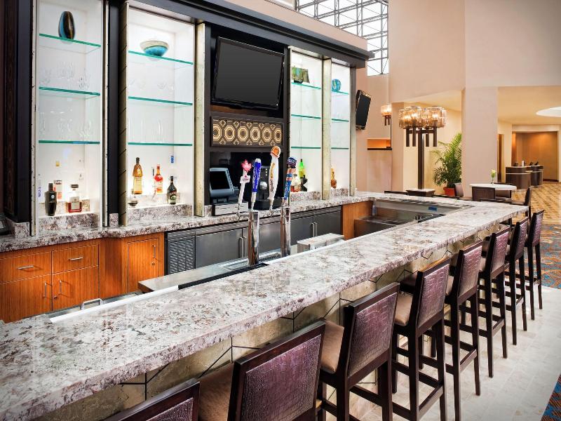 Sheraton Detroit Metro Airport Hotel image