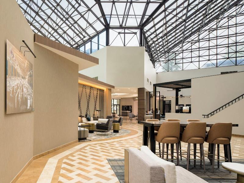 Sheraton Detroit Metro Airport Hotel image