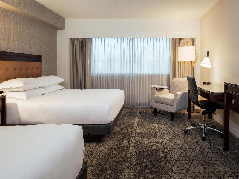 Sheraton Detroit Metro Airport Hotel image