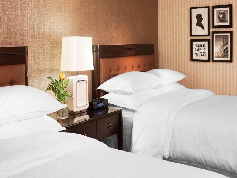 Sheraton Detroit Metro Airport Hotel image