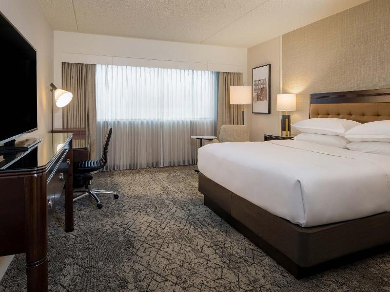 Sheraton Detroit Metro Airport Hotel image