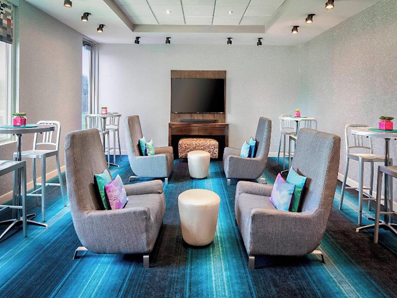 Aloft Frisco image