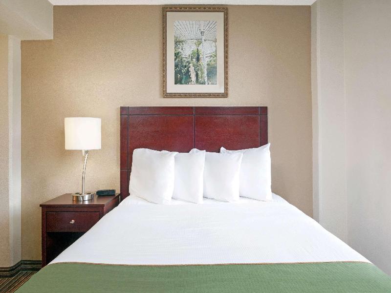 Hawthorn Suites By Wyndham Richardson image