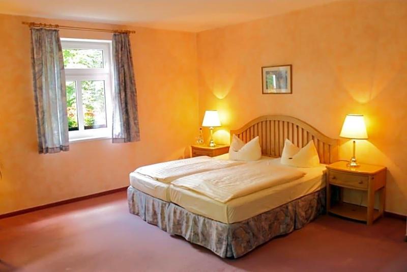 Heidehof image