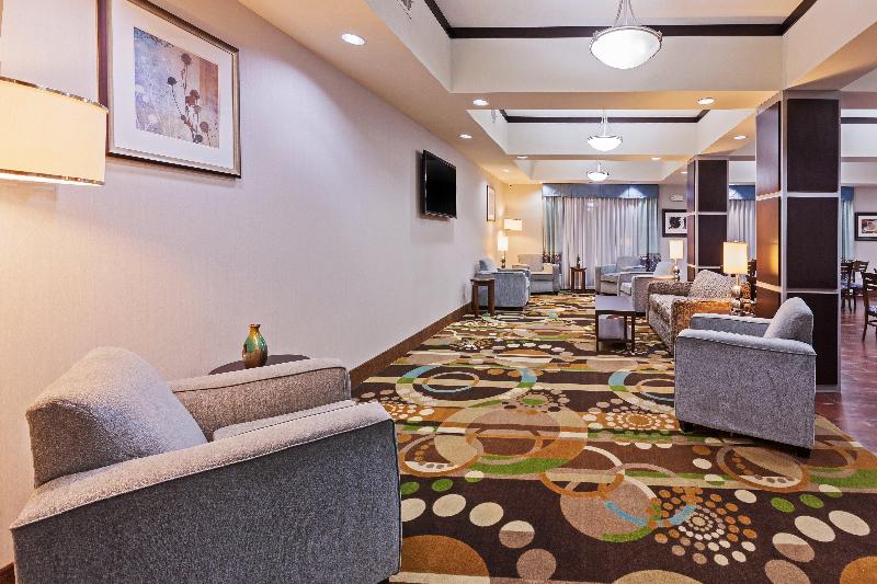 Holiday Inn Express & Suites Cleveland image
