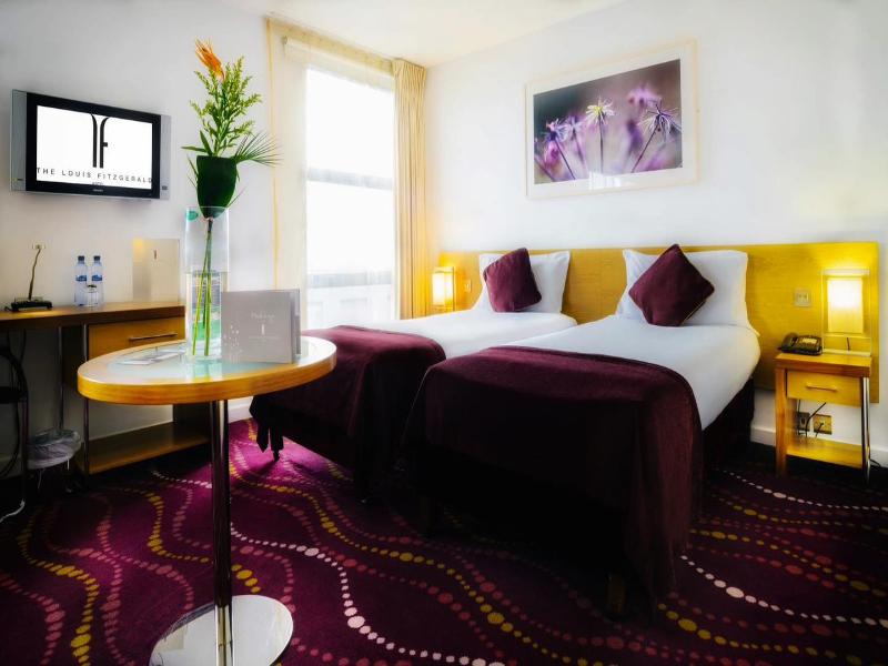 Louis Fitzgerald Hotel image