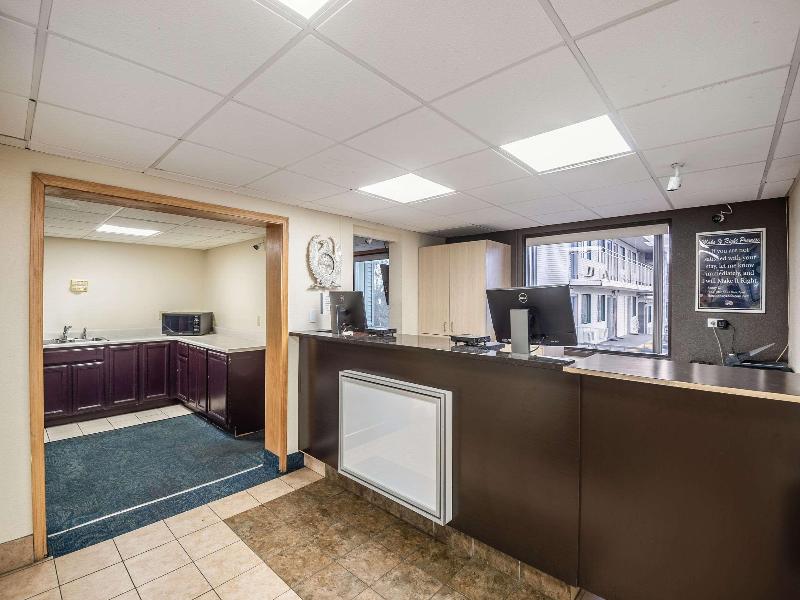 Motel 6 image