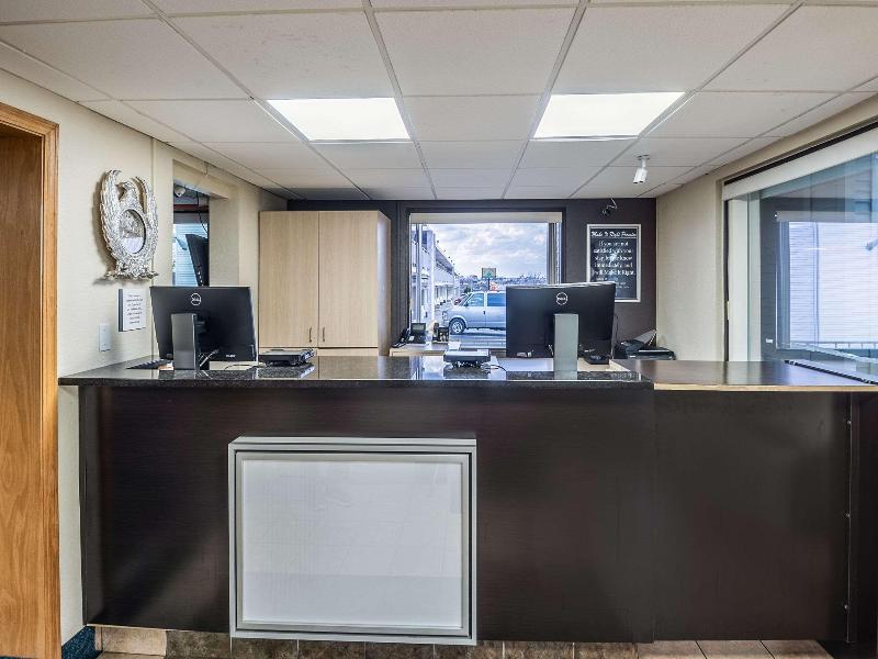 Motel 6 image