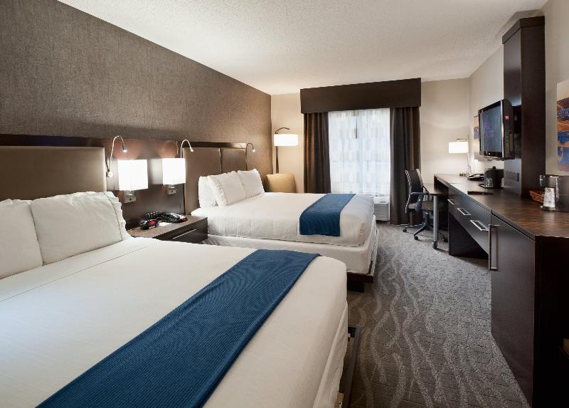Holiday Inn Express Hotel & Suites Dayton South - image