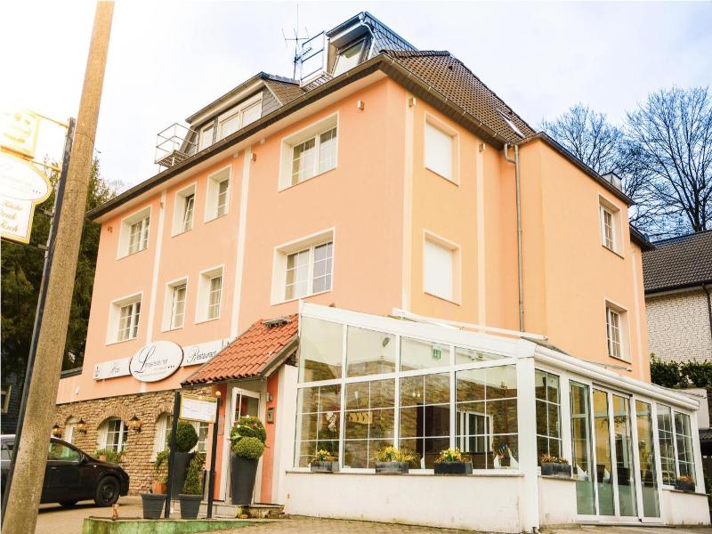 Langerfelder Hof image