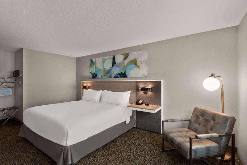 Wyndham Garden Galena Hotel And Day Spa image