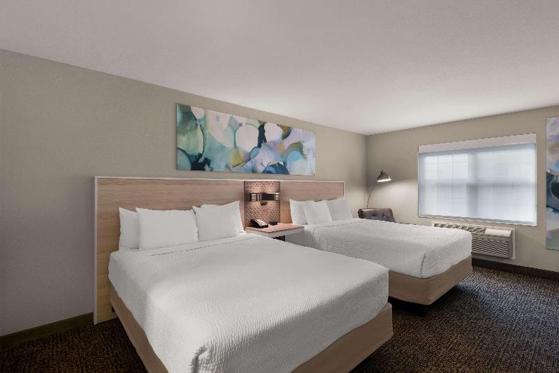 Wyndham Garden Galena Hotel And Day Spa image