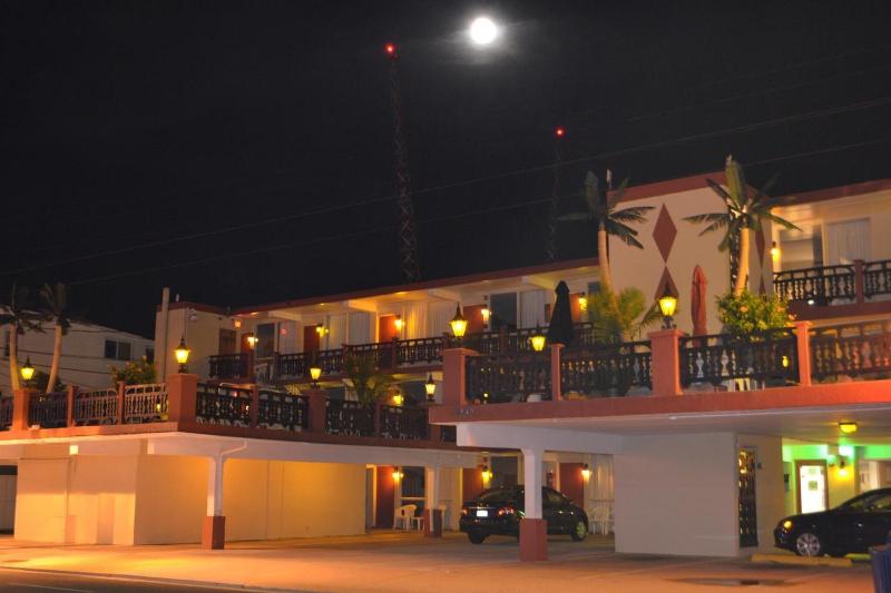 Casa del Sol Motel image