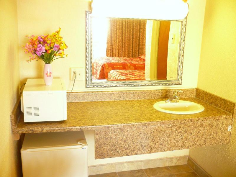 Casa del Sol Motel image