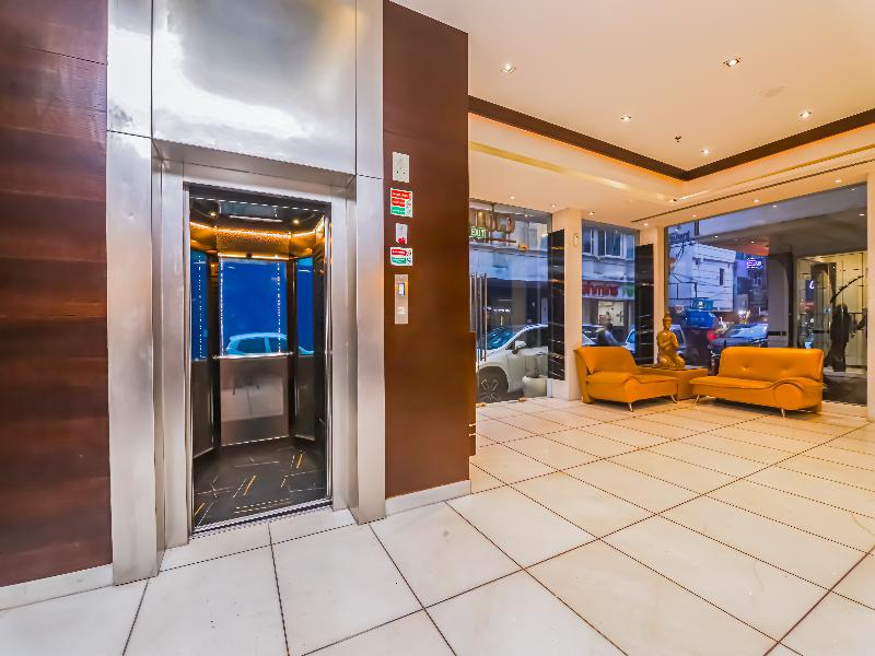Hotel Godwin Deluxe Near Connaught Place New Delhi image