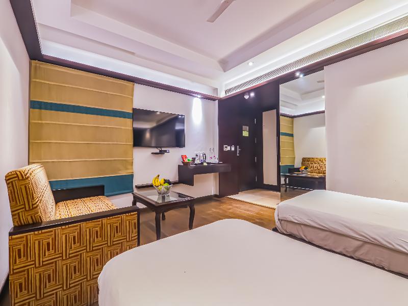 Hotel Godwin Deluxe Near Connaught Place New Delhi image