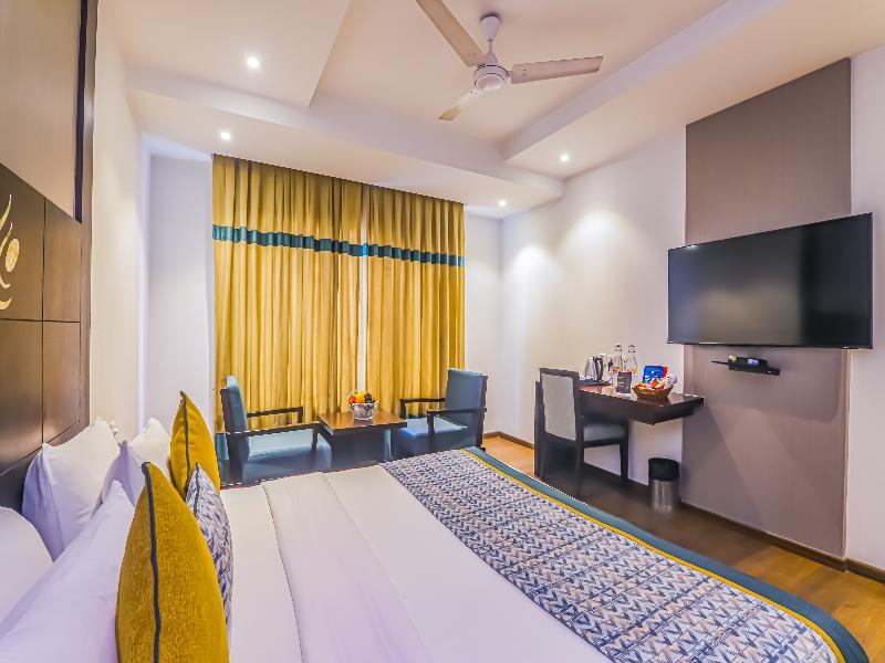 Hotel Godwin Deluxe Near Connaught Place New Delhi image