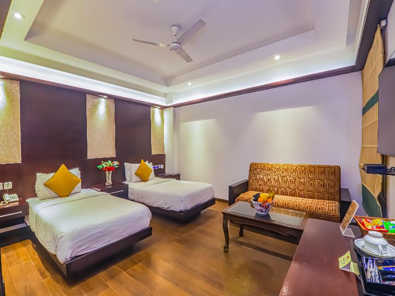 Hotel Godwin Deluxe Near Connaught Place New Delhi image