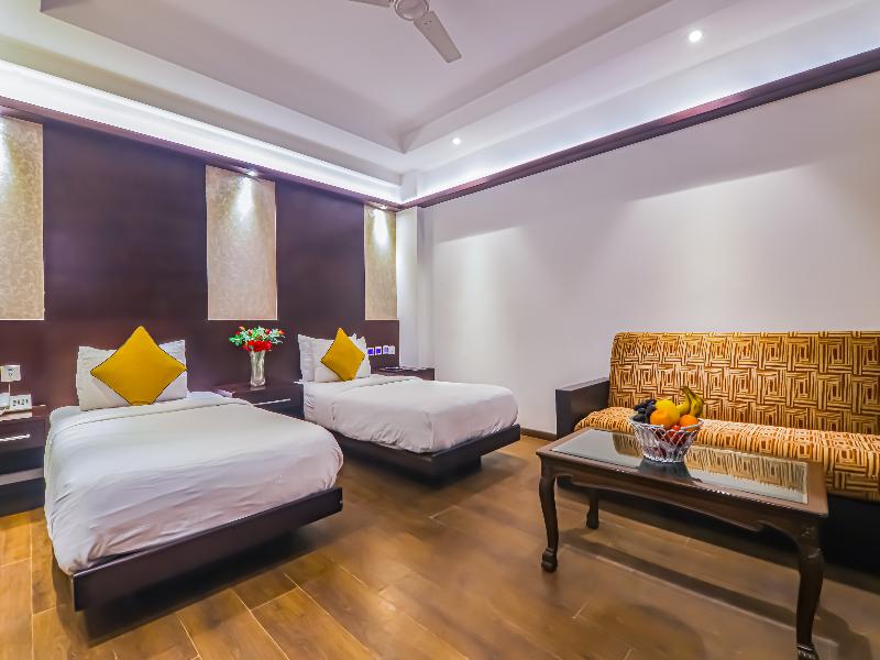 Hotel Godwin Deluxe Near Connaught Place New Delhi image