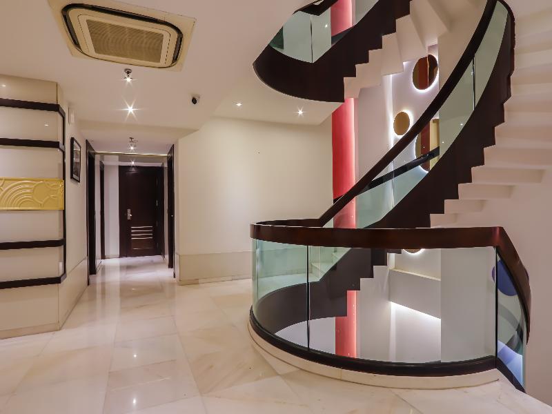 Hotel Godwin Deluxe Near Connaught Place New Delhi image